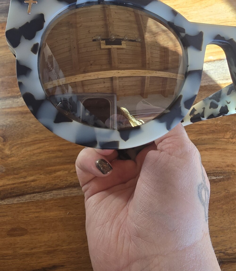 Valley Eyewear - A Dead Coffin - Whitw Tortoise Sunglasses - Picture 7 of 8